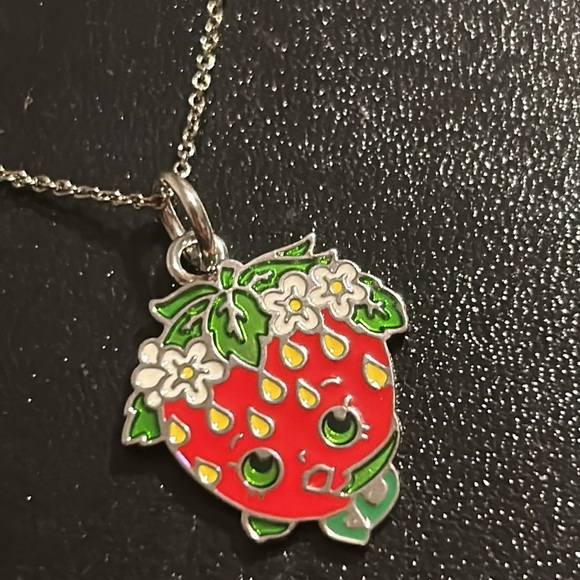 Shopkins Strawberry Kiss Necklace 18” Silver Tone Over Brass Necklace NEW GIFT - Picture 5 of 7
